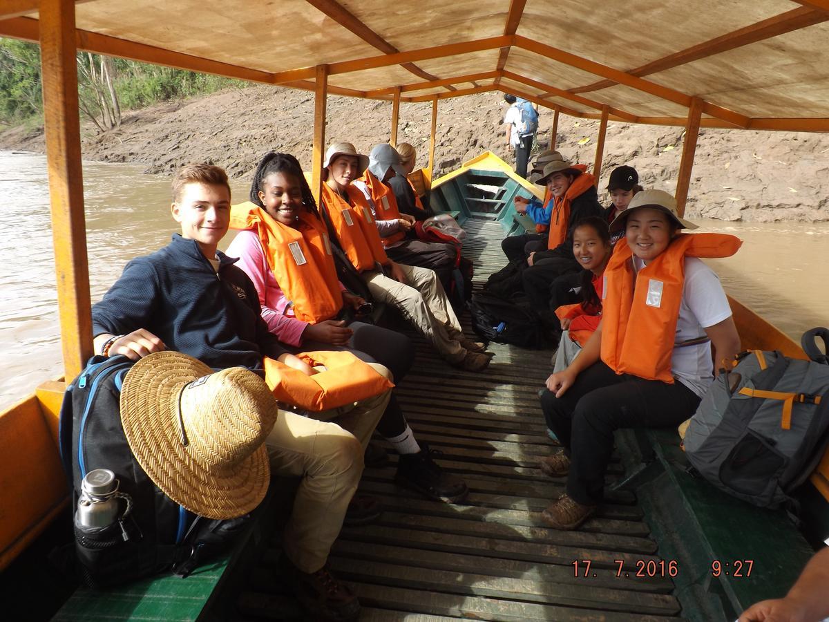 Tres Chimbadas Lake Lodge Tambopata 외부 사진