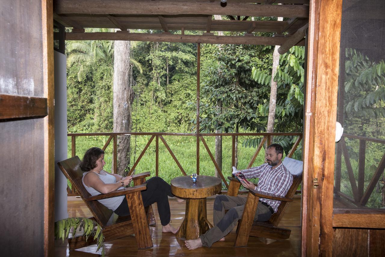Tres Chimbadas Lake Lodge Tambopata 외부 사진